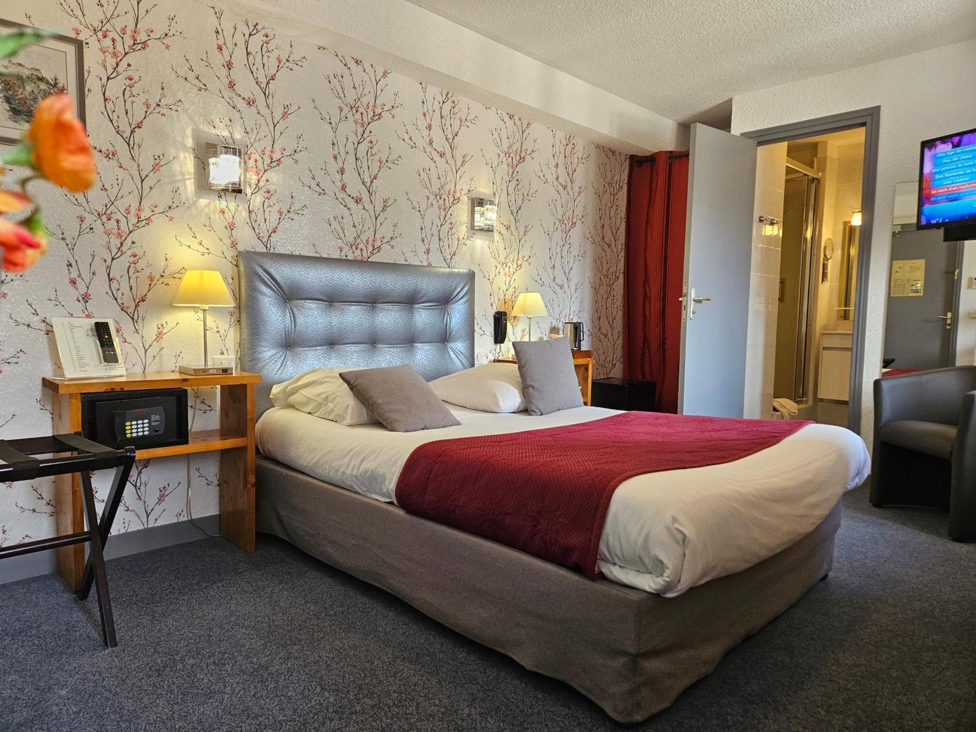 Hotel Le Val D'Amby Hieres-Sur-Amby Zewnętrze zdjęcie