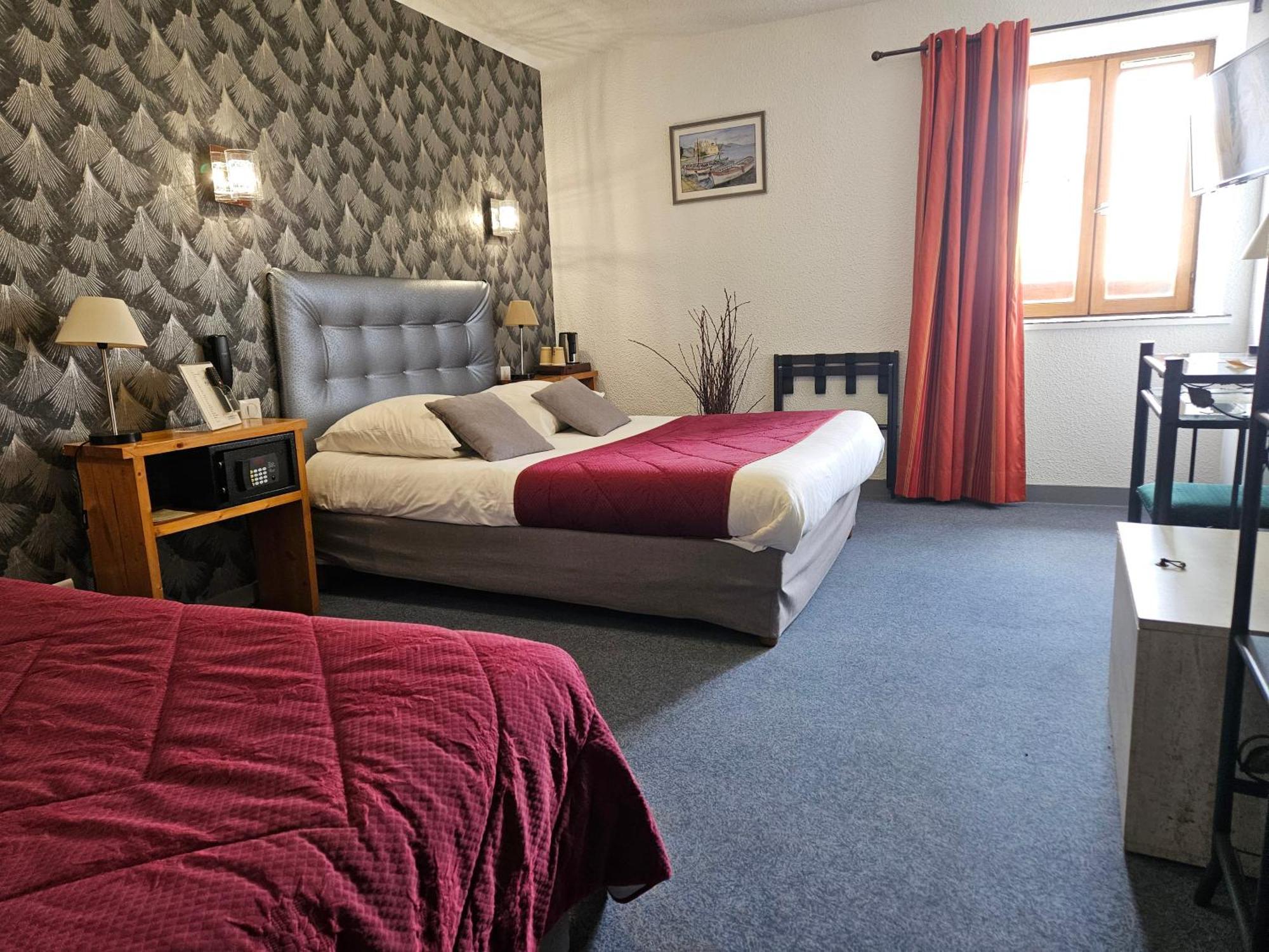 Hotel Le Val D'Amby Hieres-Sur-Amby Zewnętrze zdjęcie