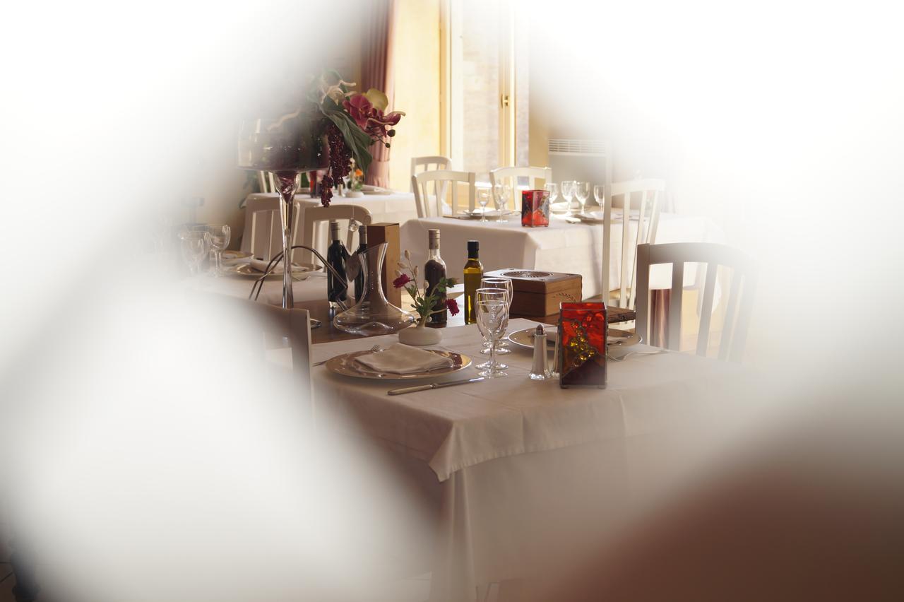 Hotel Le Val D'Amby Hieres-Sur-Amby Zewnętrze zdjęcie