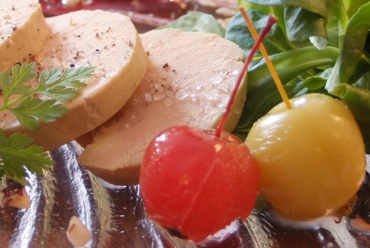 Hotel Le Val D'Amby Hieres-Sur-Amby Zewnętrze zdjęcie