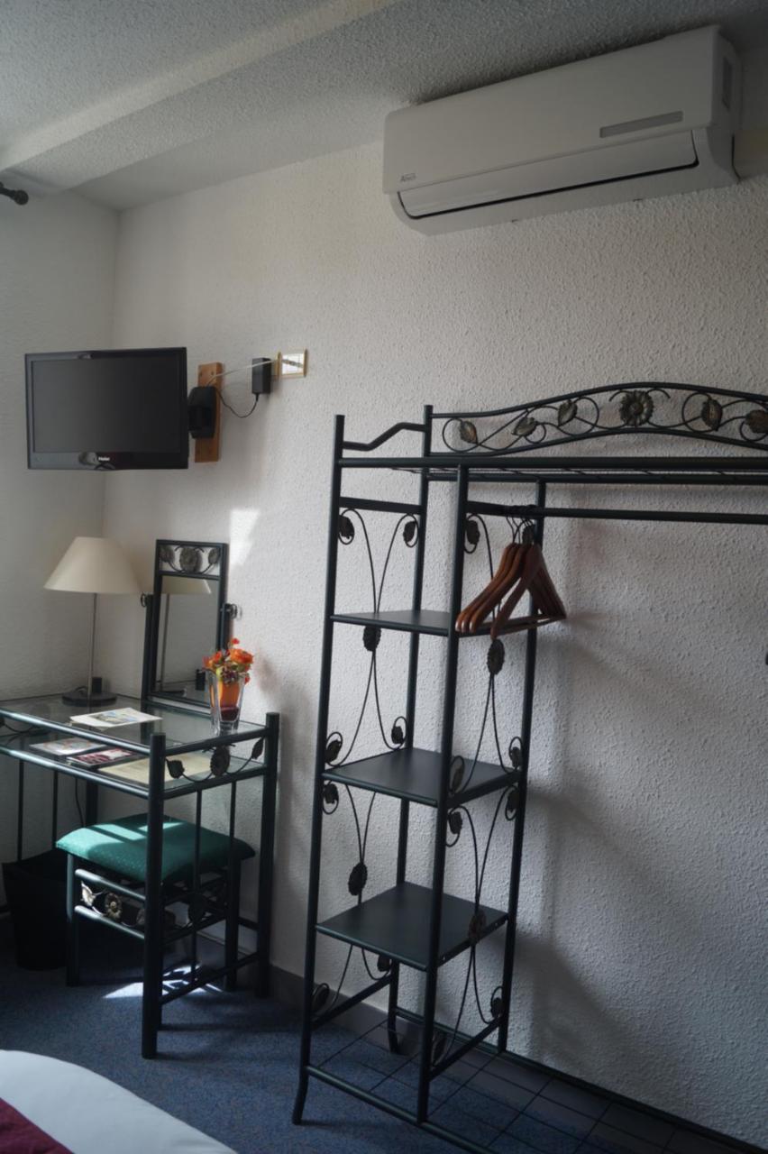 Hotel Le Val D'Amby Hieres-Sur-Amby Zewnętrze zdjęcie